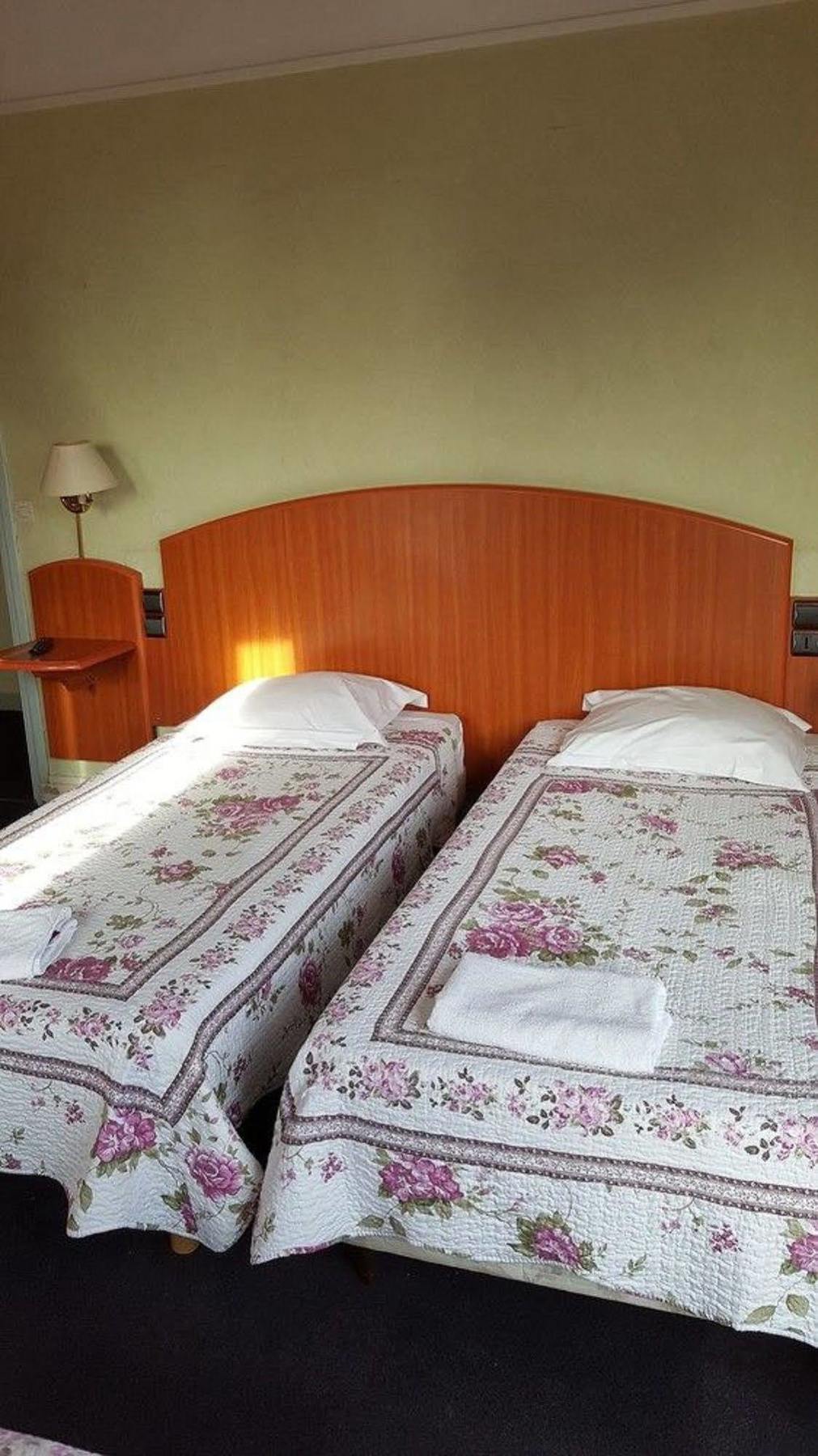 The Originals Boutique, Hotel Le Marignan,Le Havre Centre Gare Eksteriør billede